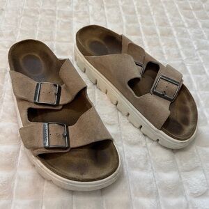 Papillio by Birkenstock 39 Arizona Chunky Suede Platform Sandals